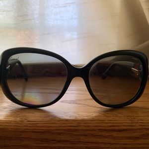 Gucci Classic Black Sunglasses